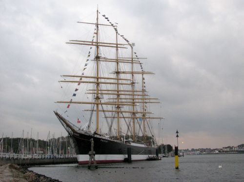 Viermaster Passat